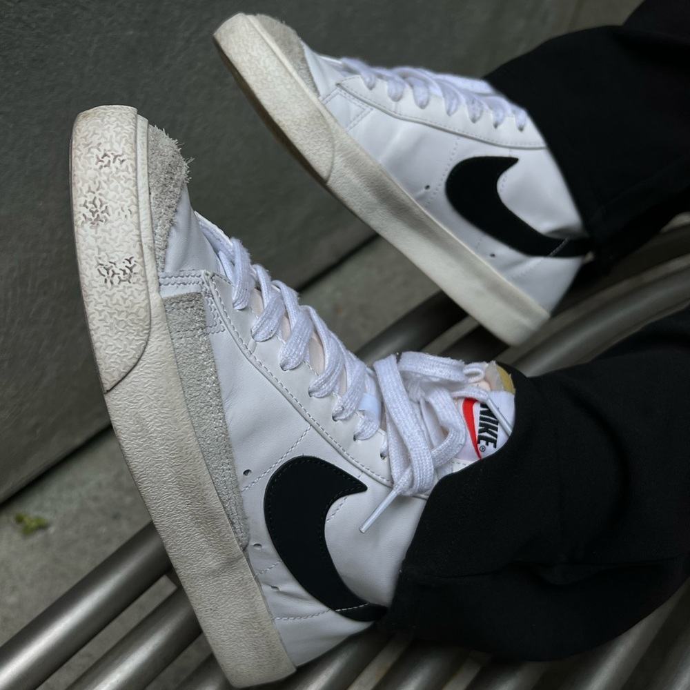 ⚪️Women’s Nike Blazer Mid '77 Vintage